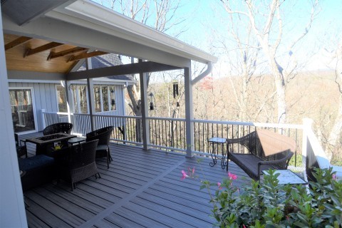 Decks and Exteriors thumbnail